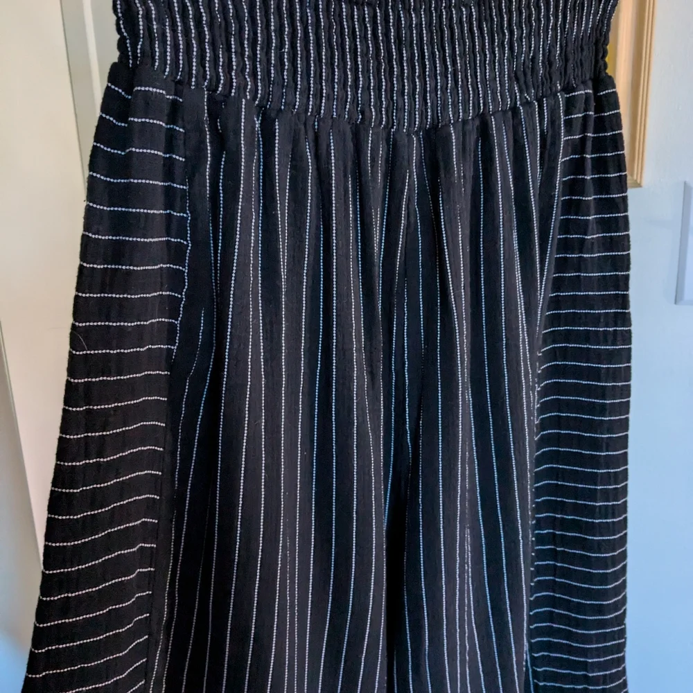 Cynthia Rowley Cropped Wide-Leg Pants - Picture 2 of 7